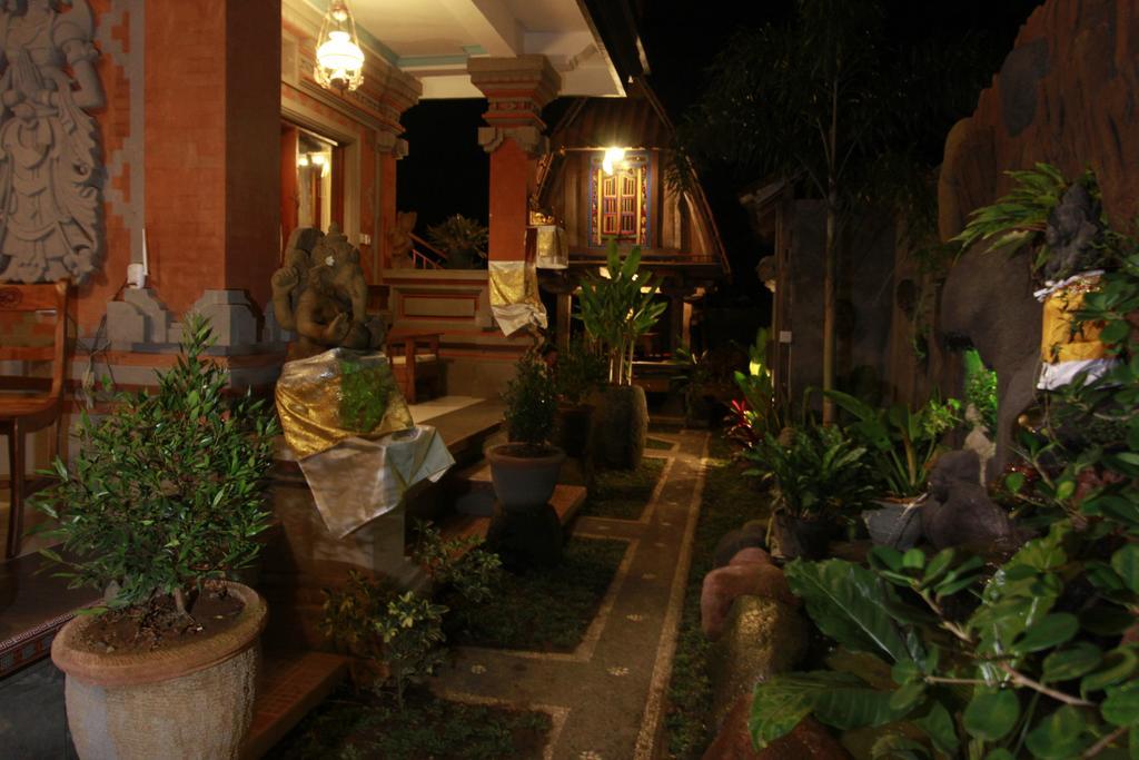 Loris Homestay Ubud  Exterior photo
