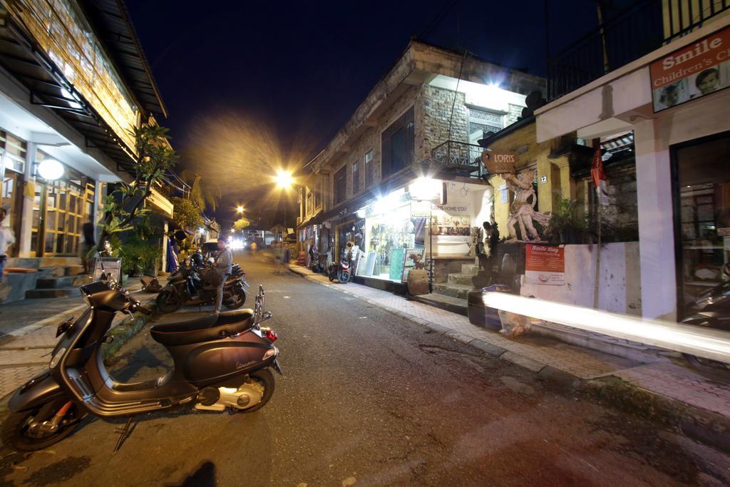 Loris Homestay Ubud  Exterior photo