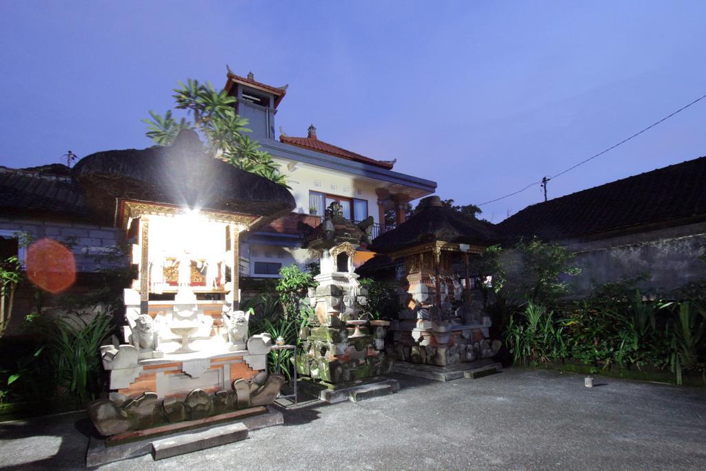 Loris Homestay Ubud  Exterior photo