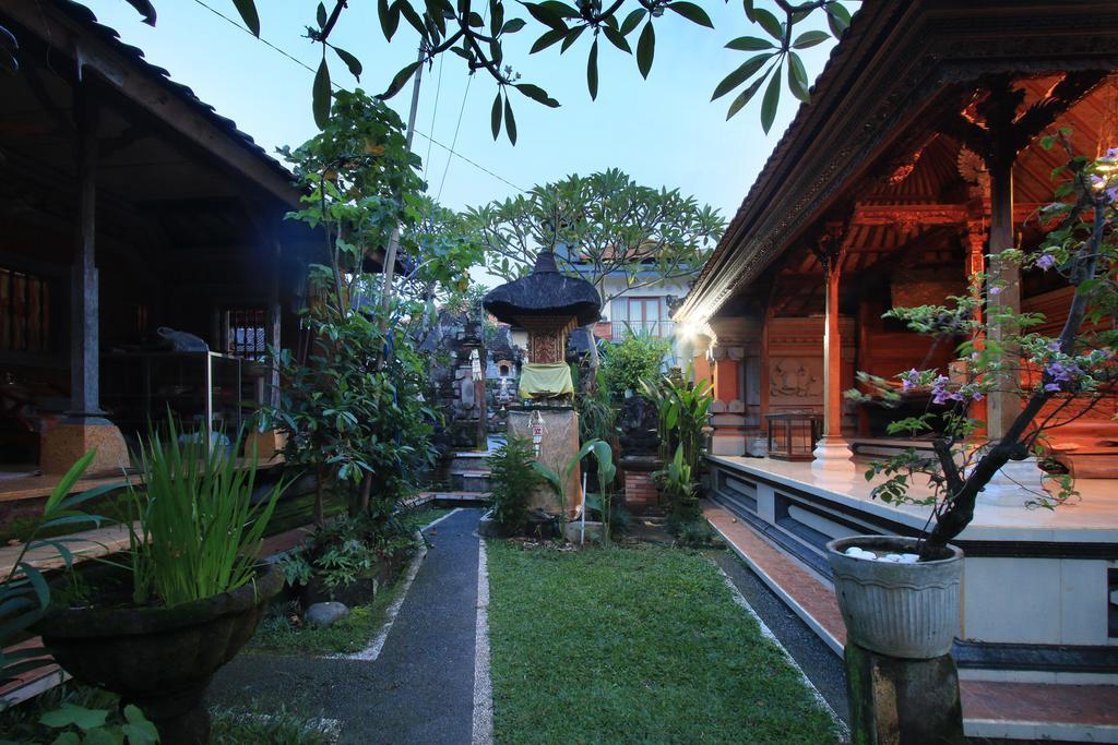 Loris Homestay Ubud  Exterior photo