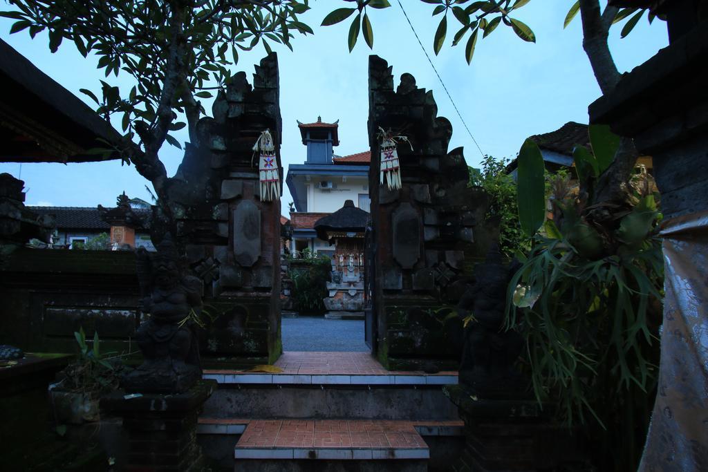 Loris Homestay Ubud  Exterior photo